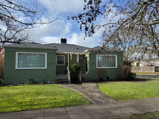 Fully remodeled kitchen and bathroom, desirable neighborhood, 1 bed/ 1 bath with beautiful hardwood floors! All new appliances, owner pays yard care! – photo 1