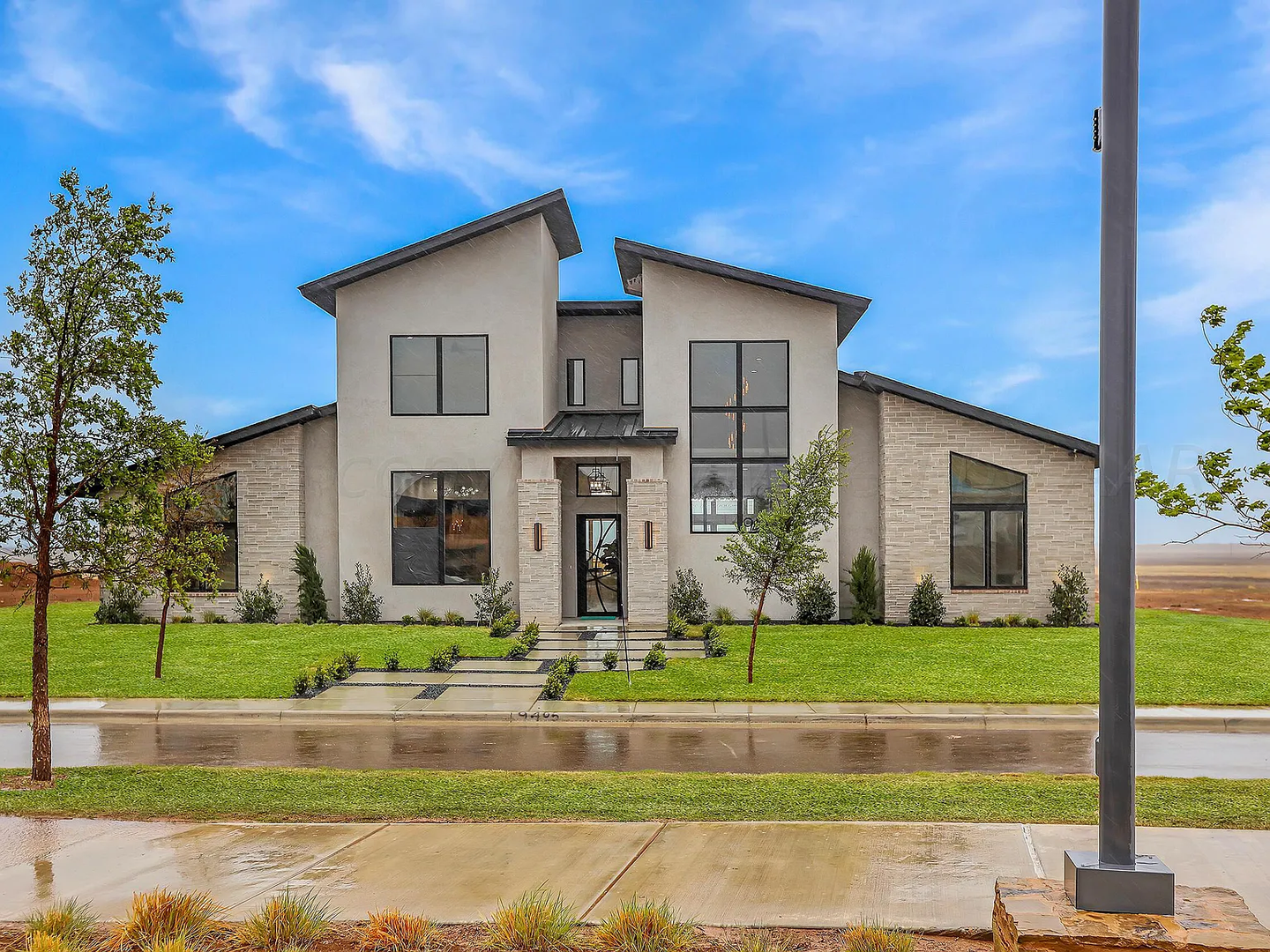 Amarillo House: 9405 Rockridge