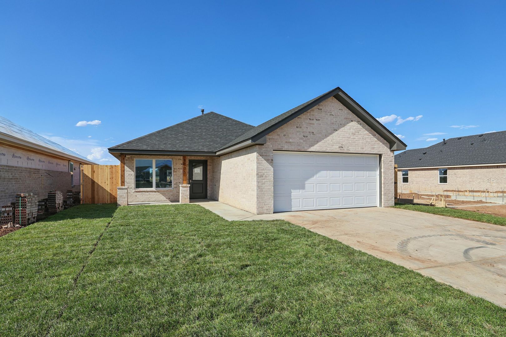 Amarillo House: BME 8902 Oakleaf