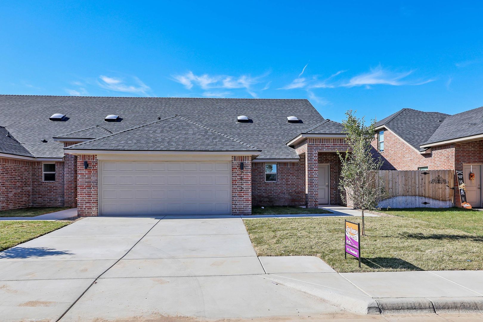 Amarillo House: 7612 Woodford Ave