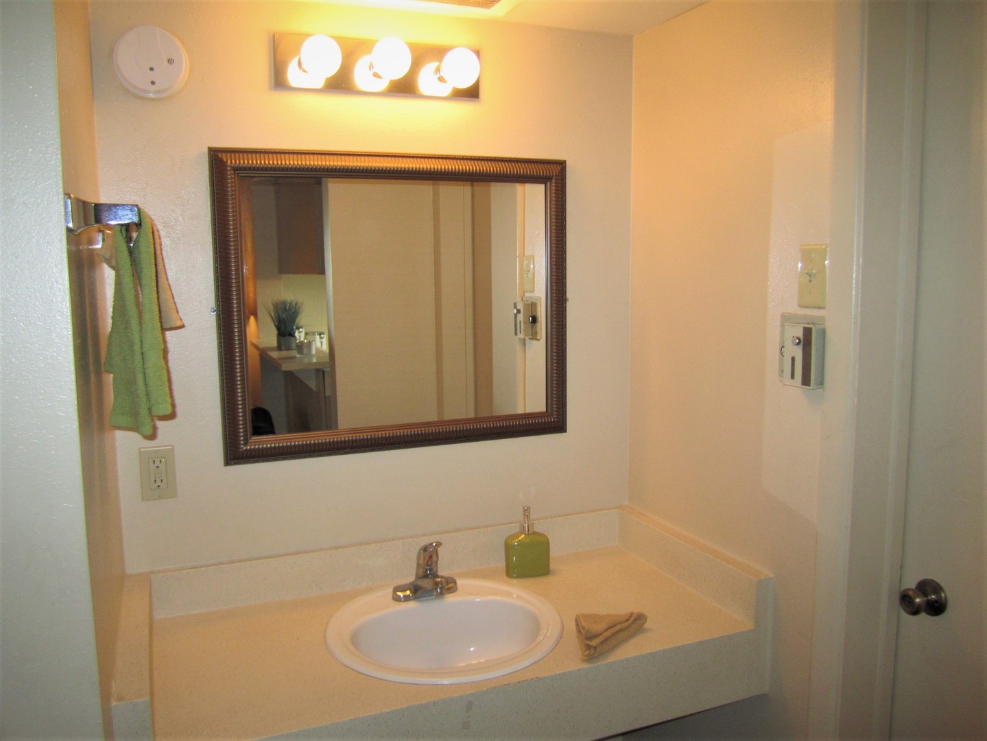 Villas at Uptown 5 of 9