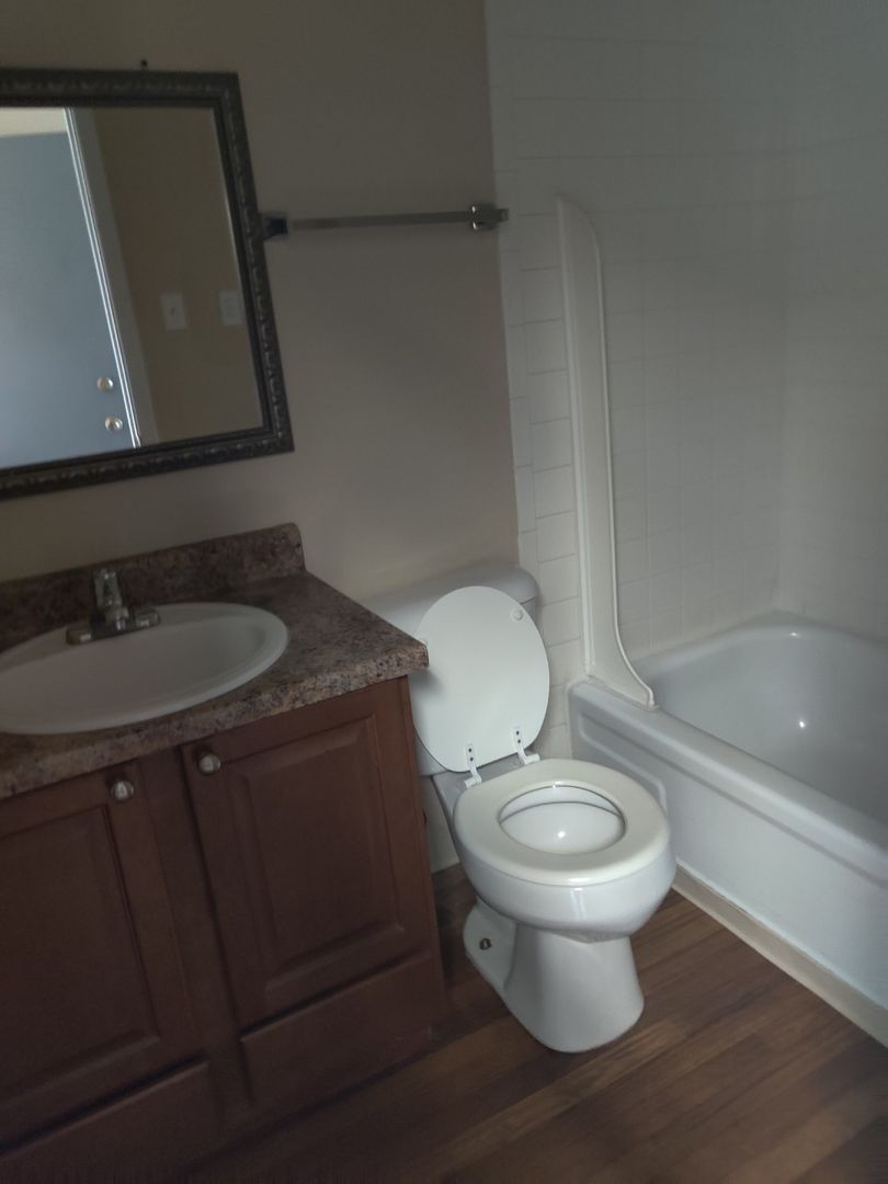 Santa Fe Apartment: 3357 Cerrillos Rd