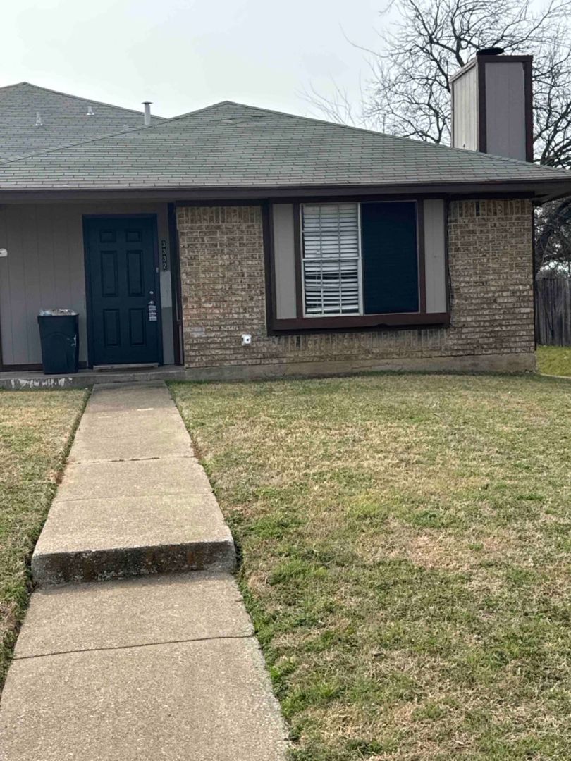 Forest Hill House: 3332 Heritage Ln