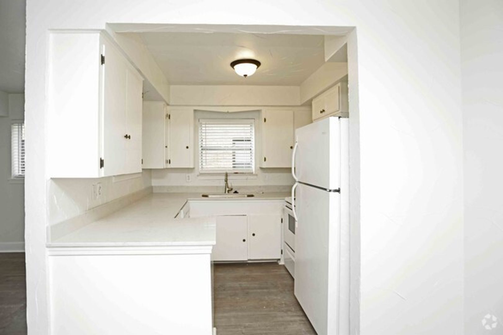 Dallas Apartment: 2313 N. Fitzhugh Ave