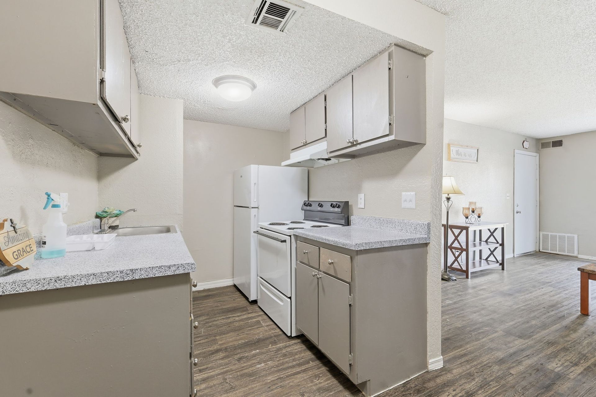 Tulsa Apartment: 8502 E 66th Pl