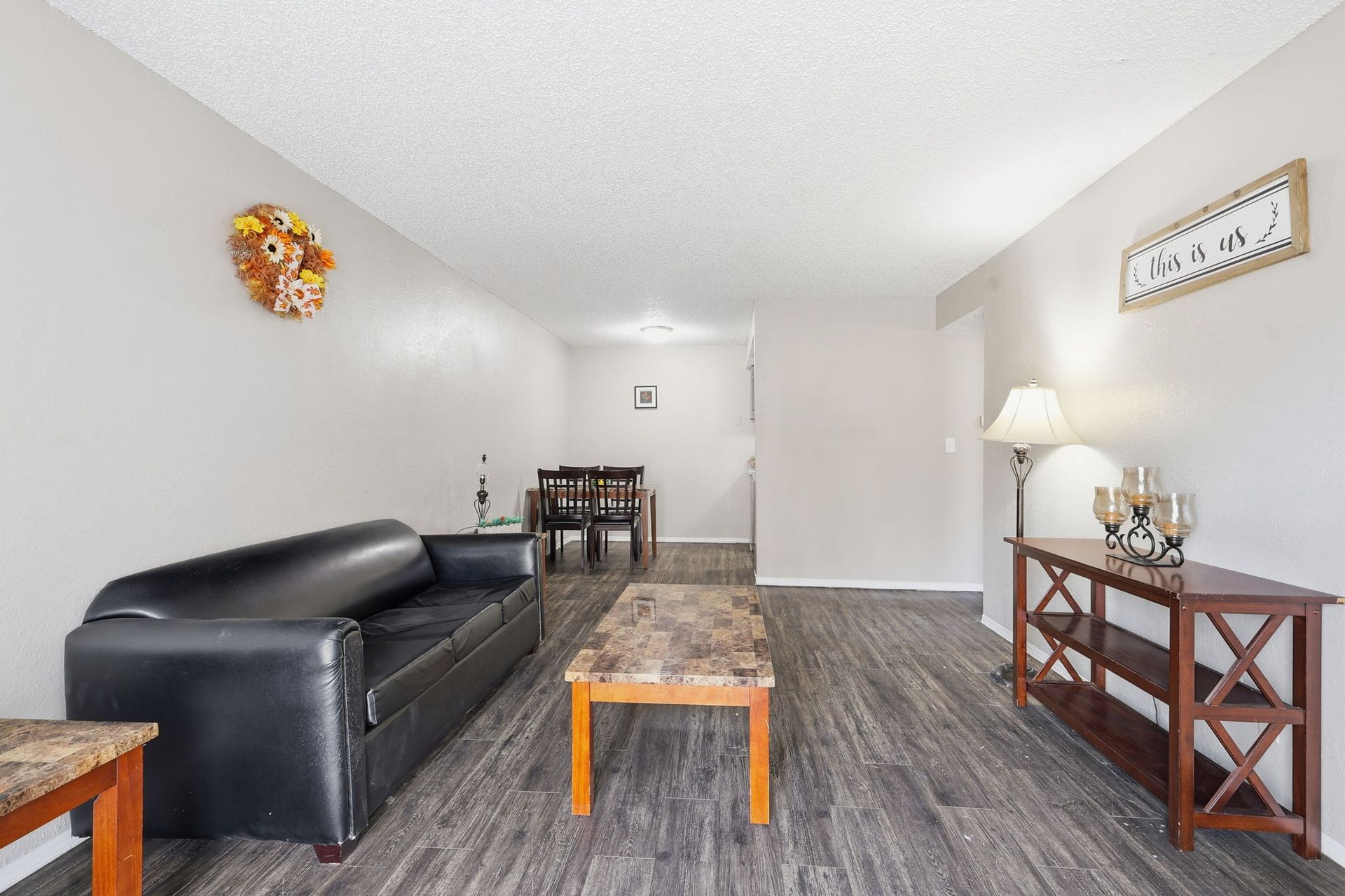 Woodland Hills Apartments 11 of 12