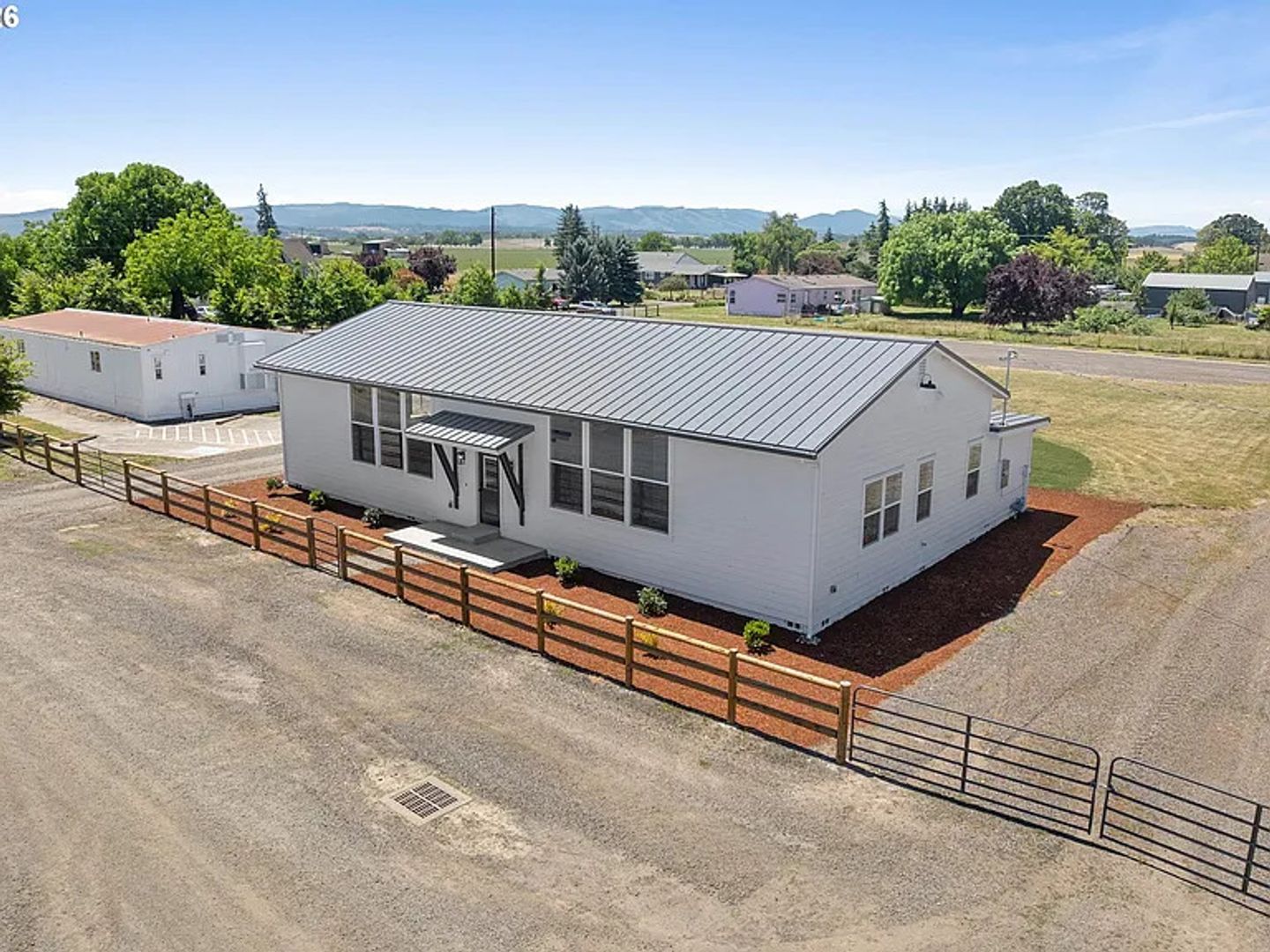 Amity House: 9015 Community Club Road
