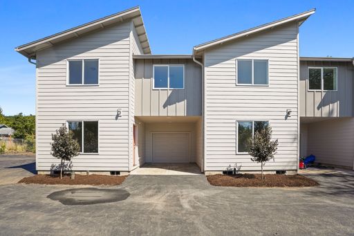 MOVE-IN SPECIAL- $500 Off First Month’s Rent- 3 Bedroom, 2.5 Bath Townhouse in Sheridan- Pet Friendly!
