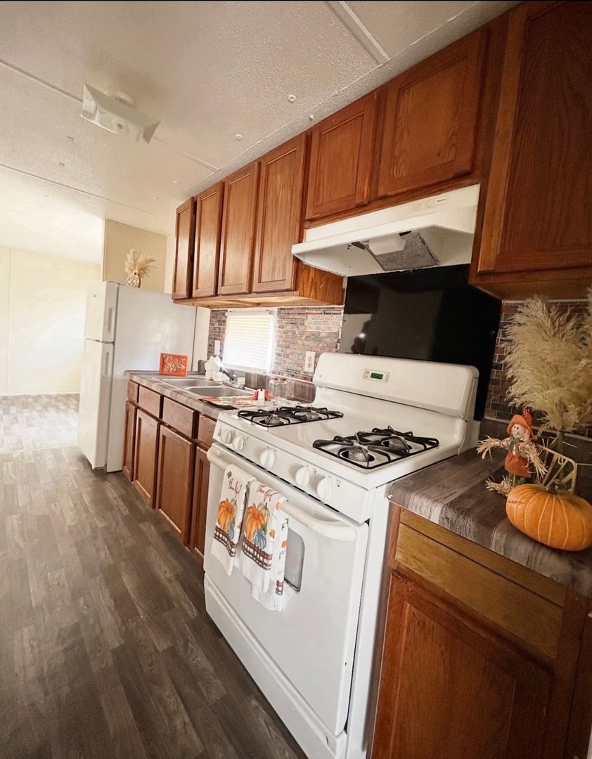 Gainesville Apartment: 110 NW 39th Ave