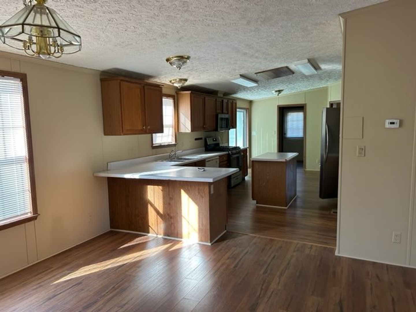 Charlestown Apartment: 5407 Post Rd