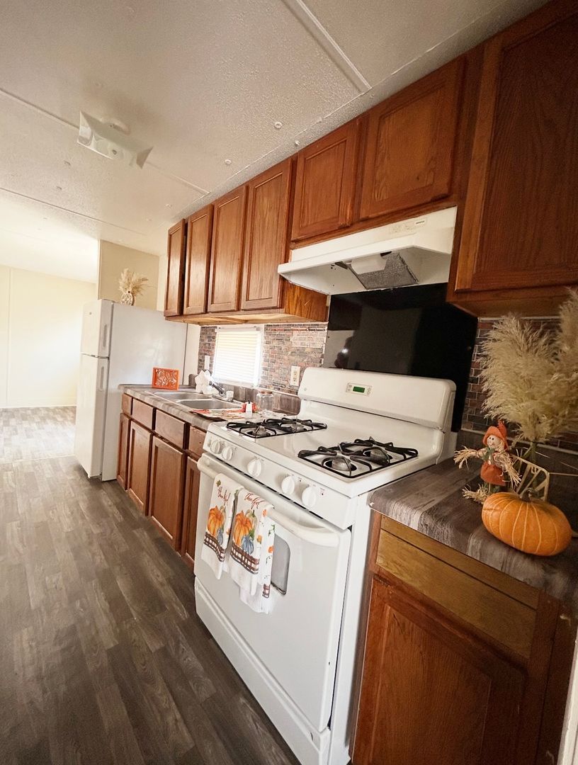 Gainesville Apartment: 110 NW 39th Ave