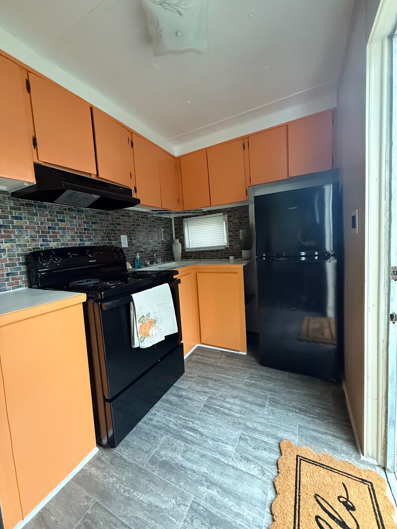 Gainesville Apartment: 110 NW 39th Ave