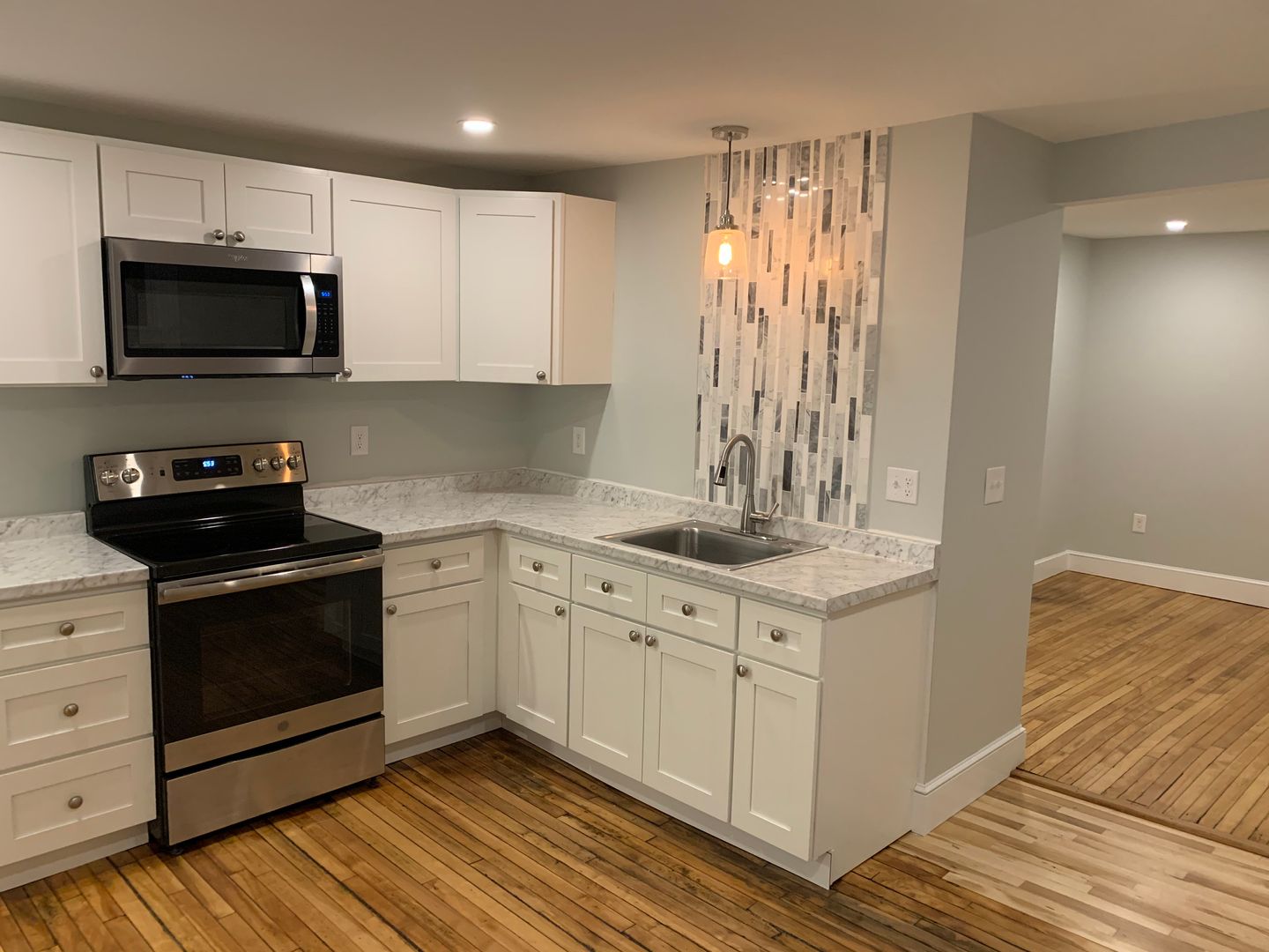 Portland Apartment: 8 Salem St.