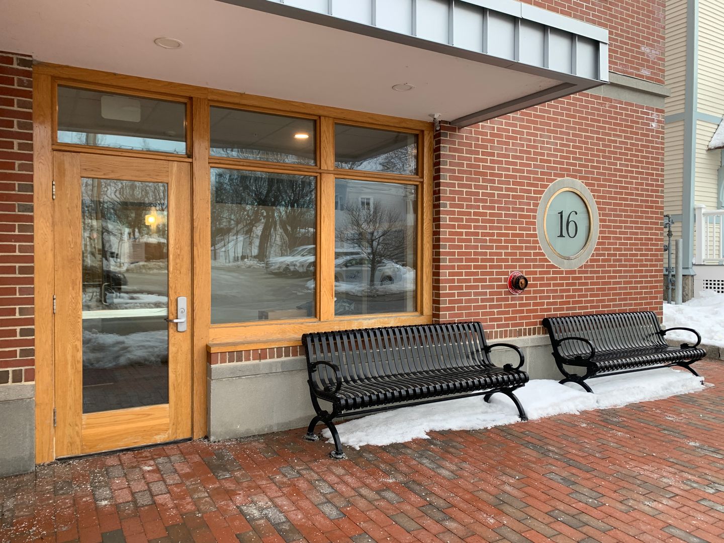 Saco Apartment: 16 Cutts Avenue
