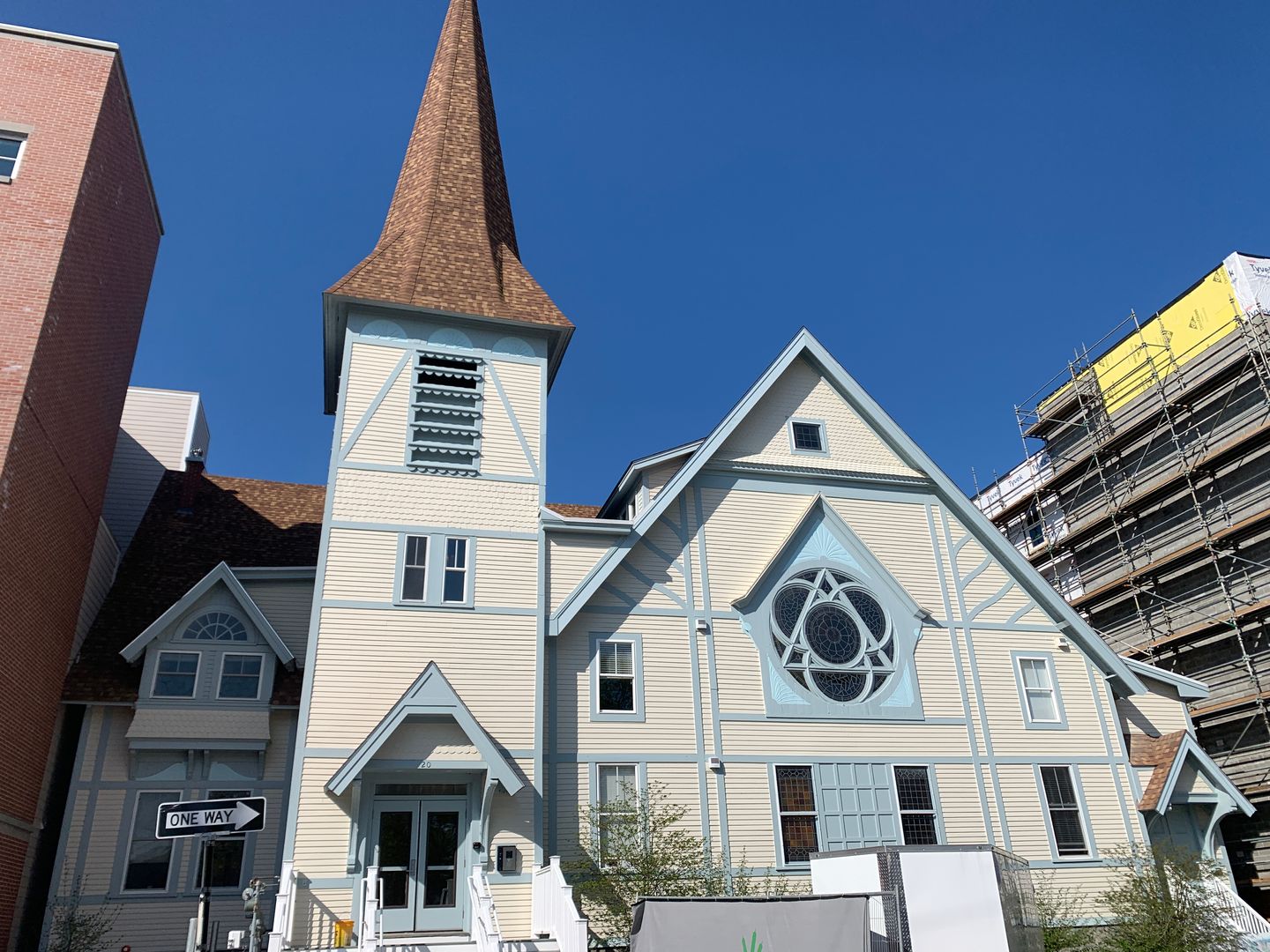 Saco Apartment: 20 Cutts Ave.