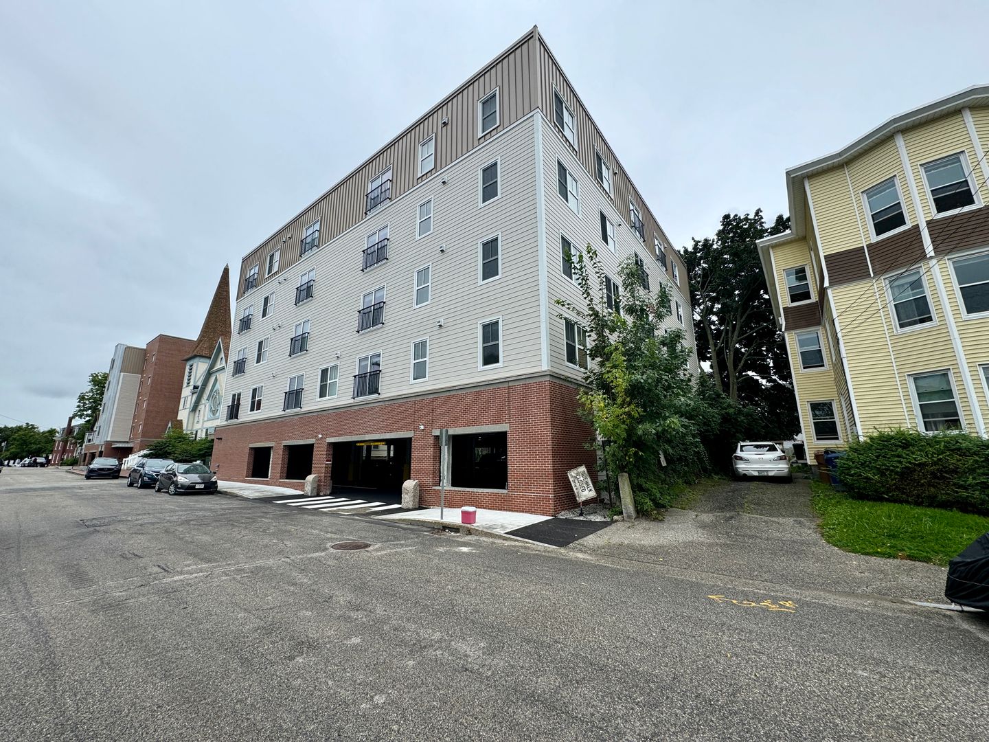 Saco Apartment: 28 Cutts Avenue