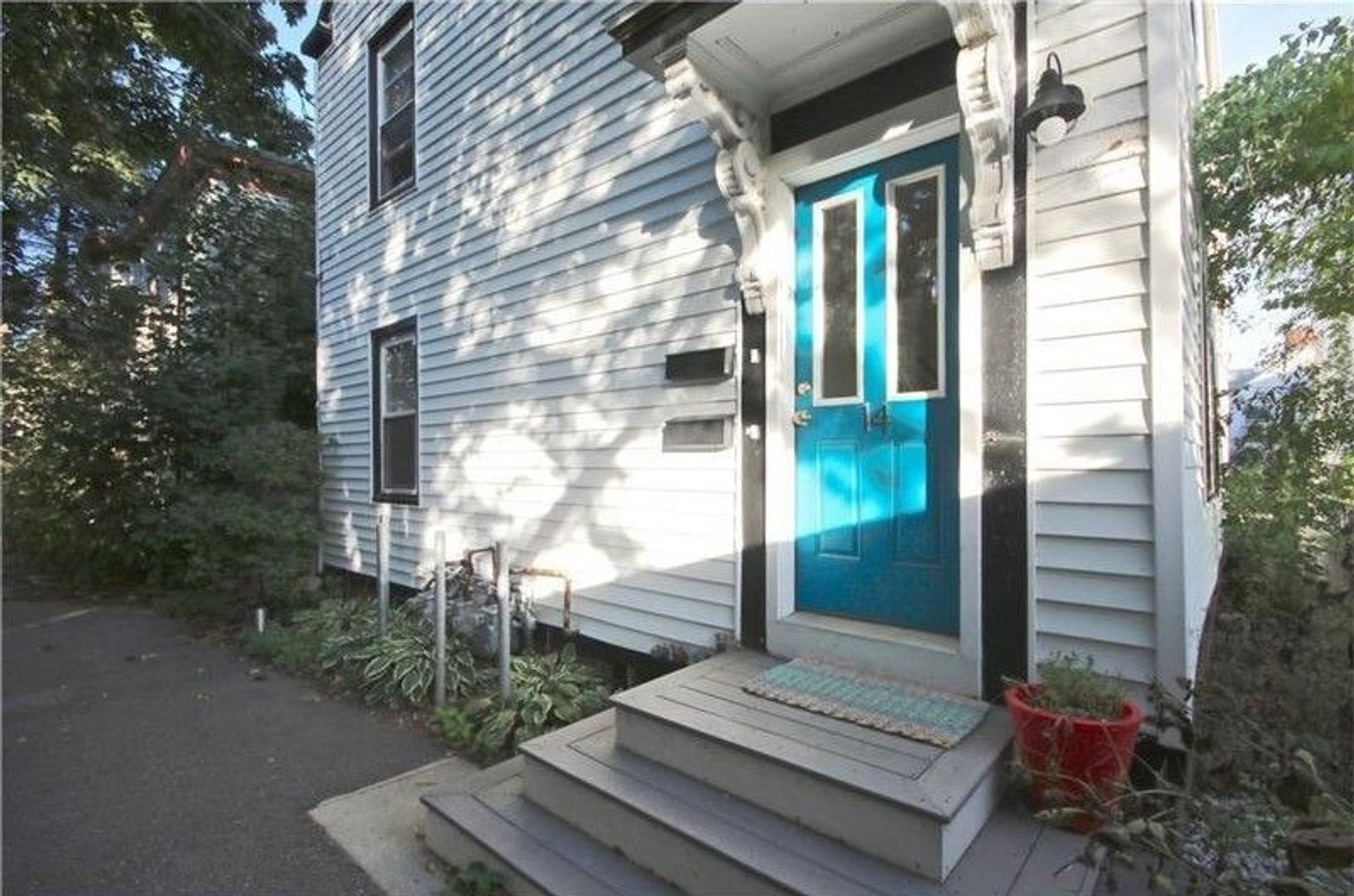 Portland Apartment: 14 Hamlin Ct