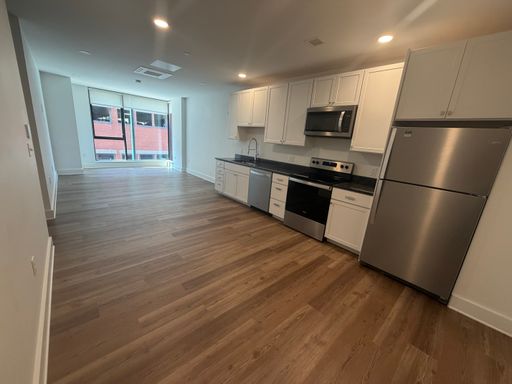 $2,276 - 40 Free St 1BD/1BA Work-Force Housing Apartment - Available 8/15 – photo 1