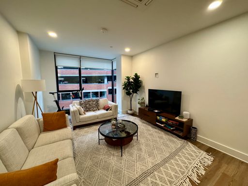 $2,415 - 1BD/1BA at 40 Free Street in Portland - Available Now – photo 1