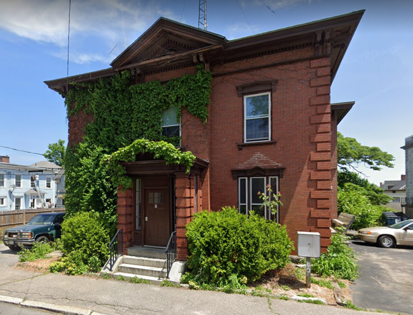 Biddeford Apartment: 7 Green Street