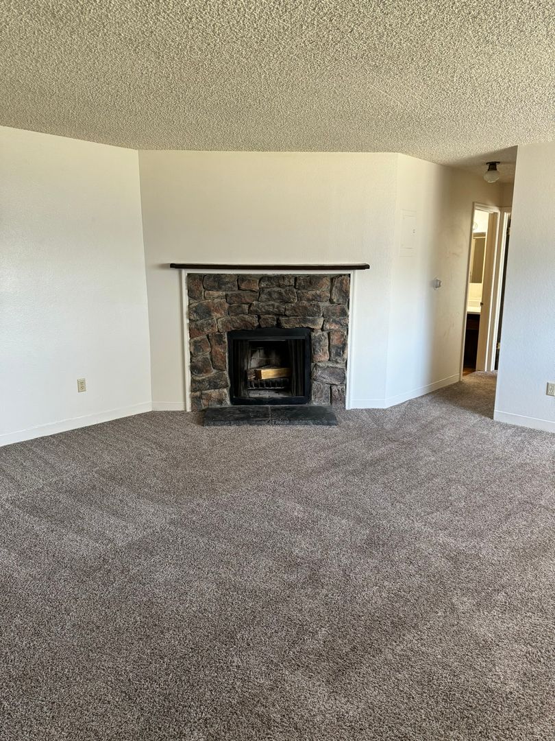 Cheyenne Apartment: 3324 Frontier Street