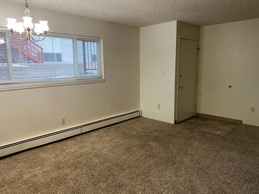 3324 Frontier st Apt 6