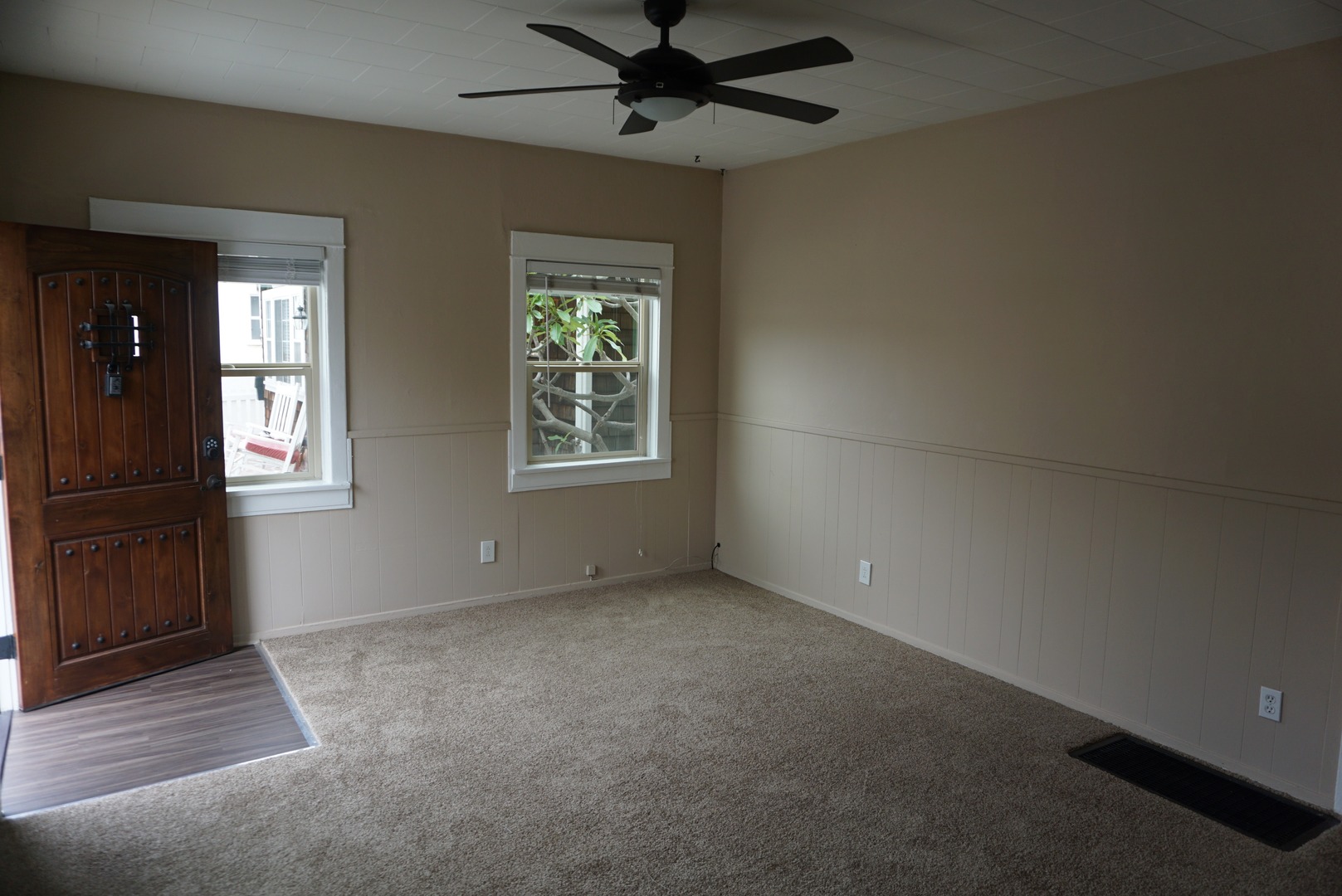 LONG BEACH Apartment: 109 BENNETT AVE