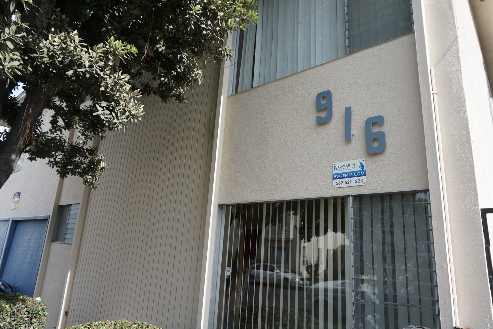 LONG BEACH Apartment: 916 OBISPO AVE