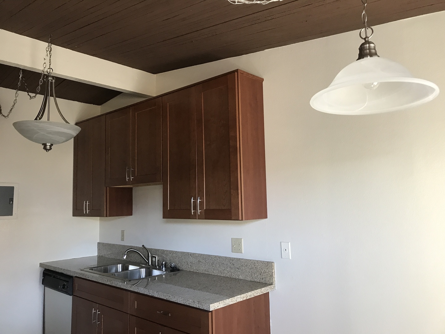 HUNTINGTON BEACH Apartment: SURFSIDE APTS.