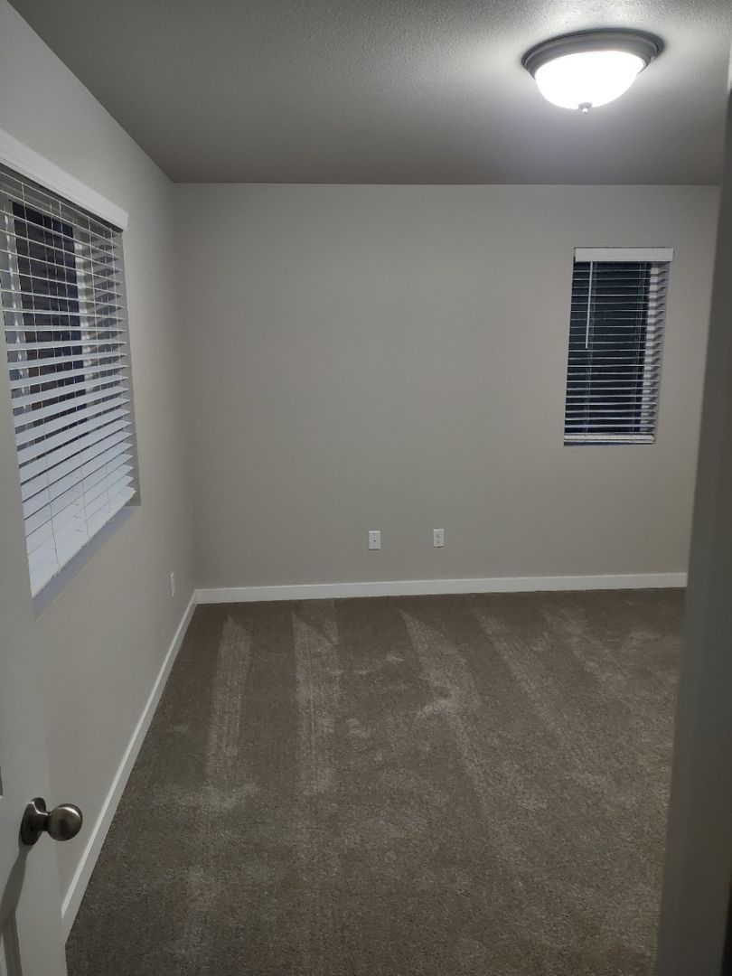 Monroe Apartment: 15133 179th Ave SE