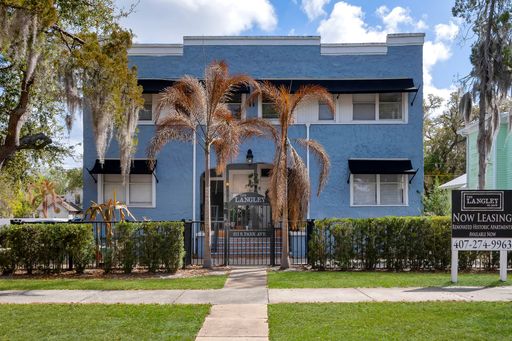 Trendy 1 Bed / 1 Bath Condo FOR RENT in the Heart of Downtown Sanford! Rent NOW and Receive 2 Weeks FREE!