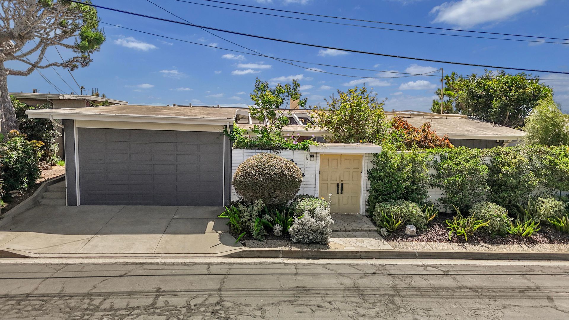 RANCHO PALOS VERDES House: 4144 PALOS VERDES DR. SOUTH