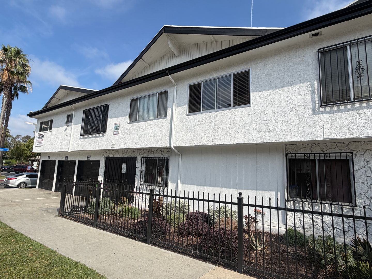 LONG BEACH Apartment: 737 W. 5TH STREET