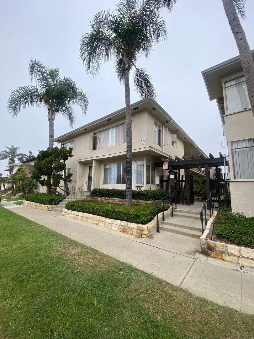 LONG BEACH Apartment: 661,701,731 E. 46TH ST.,4620 A