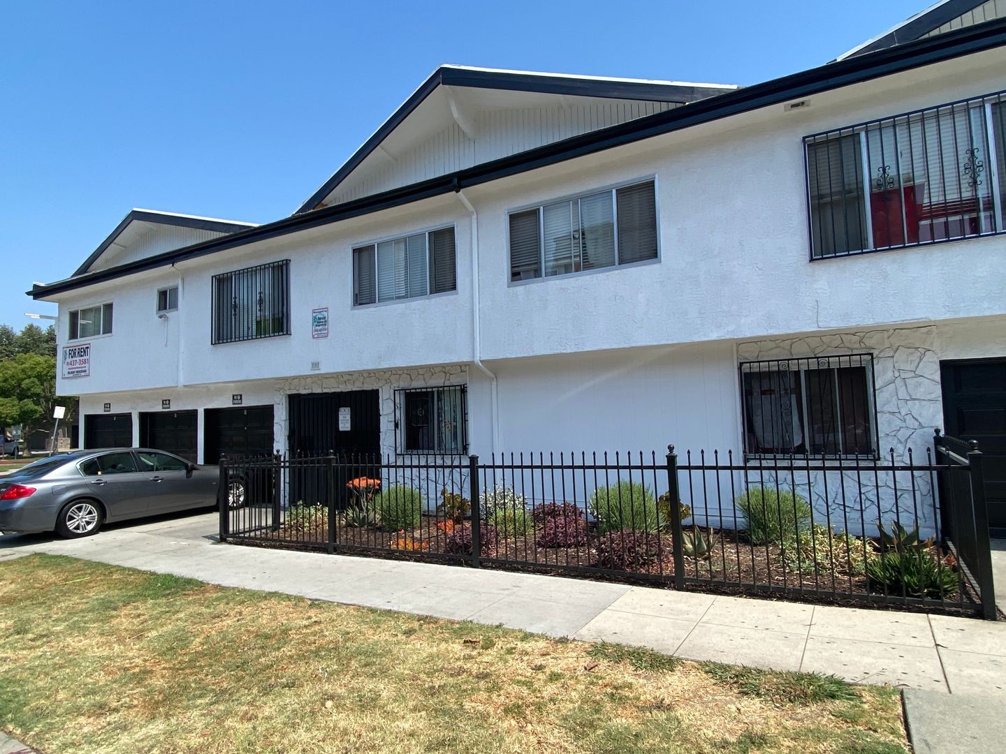 LONG BEACH Apartment: 737 W. 5TH STREET