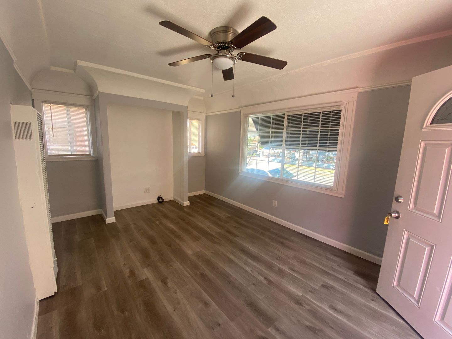 LONG BEACH Apartment: 1020-1024 MYRTLE AVE.