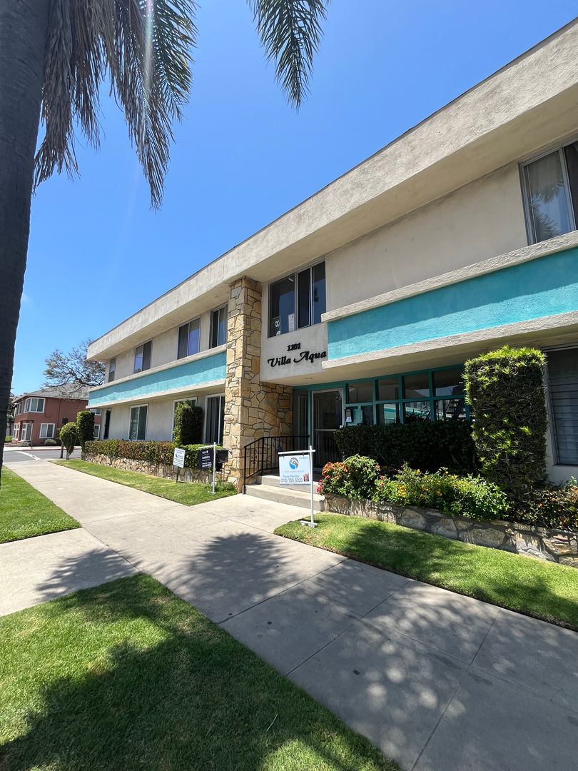Long Beach Condo: 1101 E. Ocean Blvd.