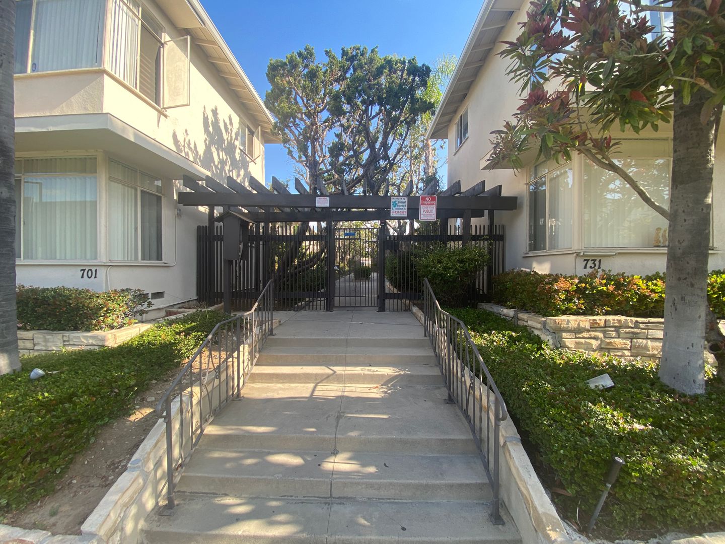 LONG BEACH Apartment: 661,701,731 E. 46TH ST.,4620 A