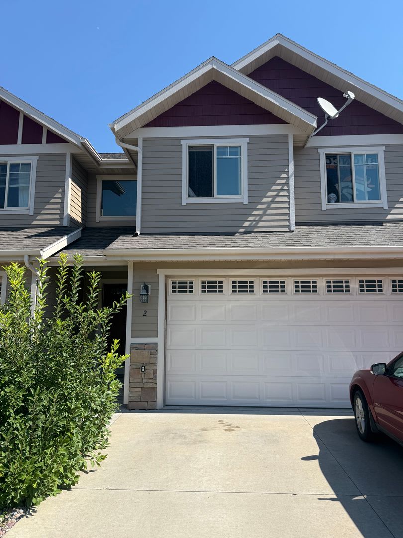 Bozeman House: 2889 North 27th Ave #2