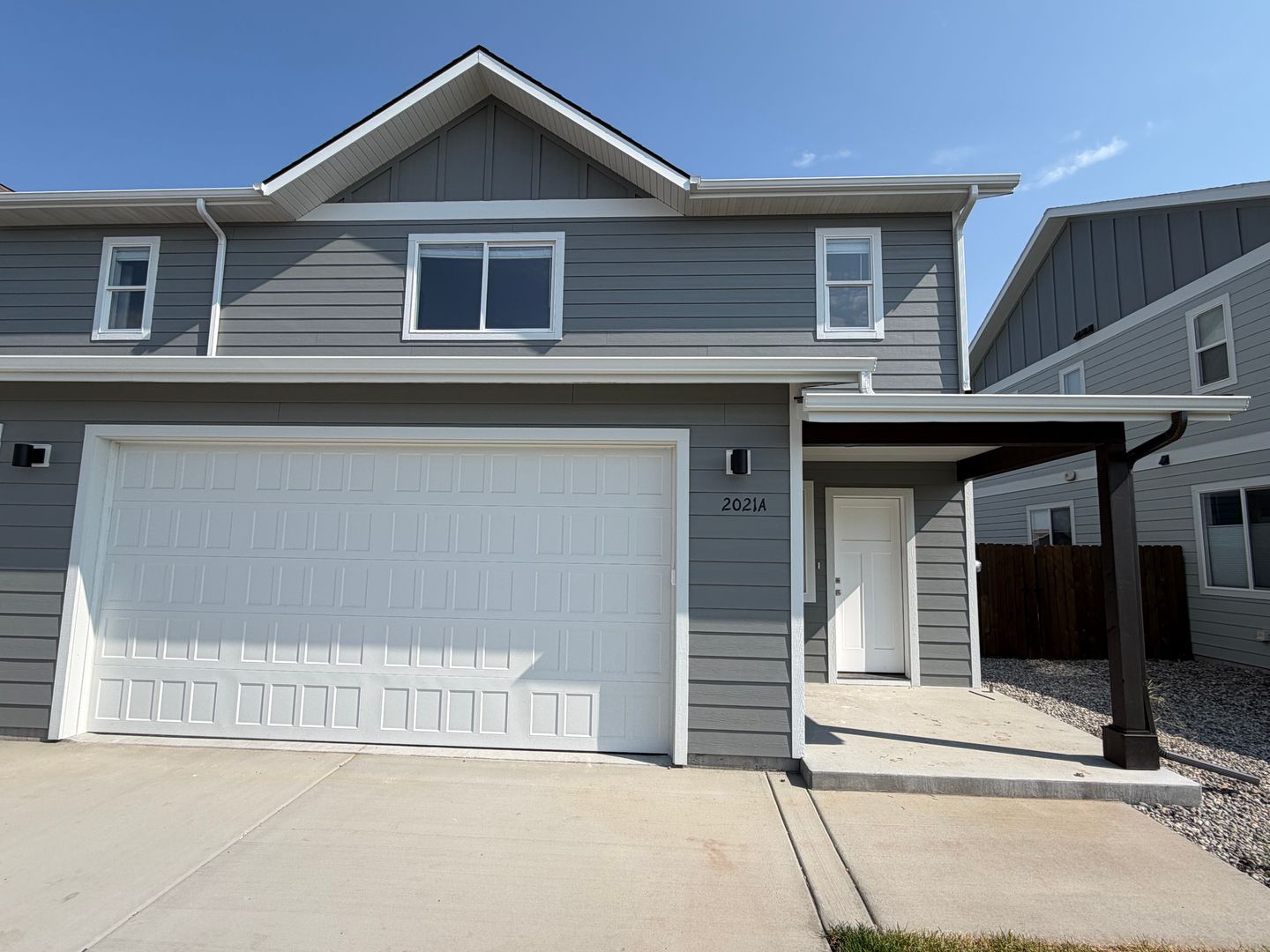 Belgrade House: 2021 Windjammer Way A