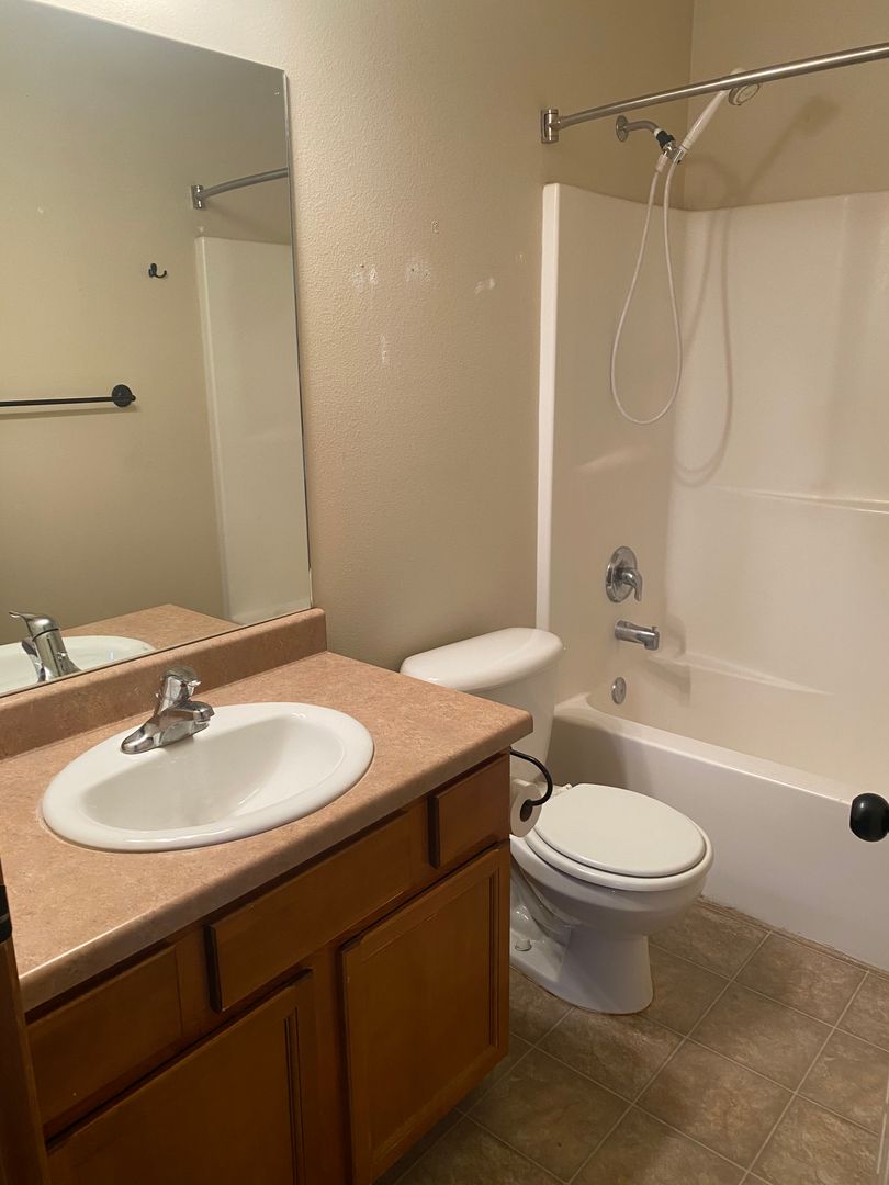 Belgrade Apartment: 602 Navada St.