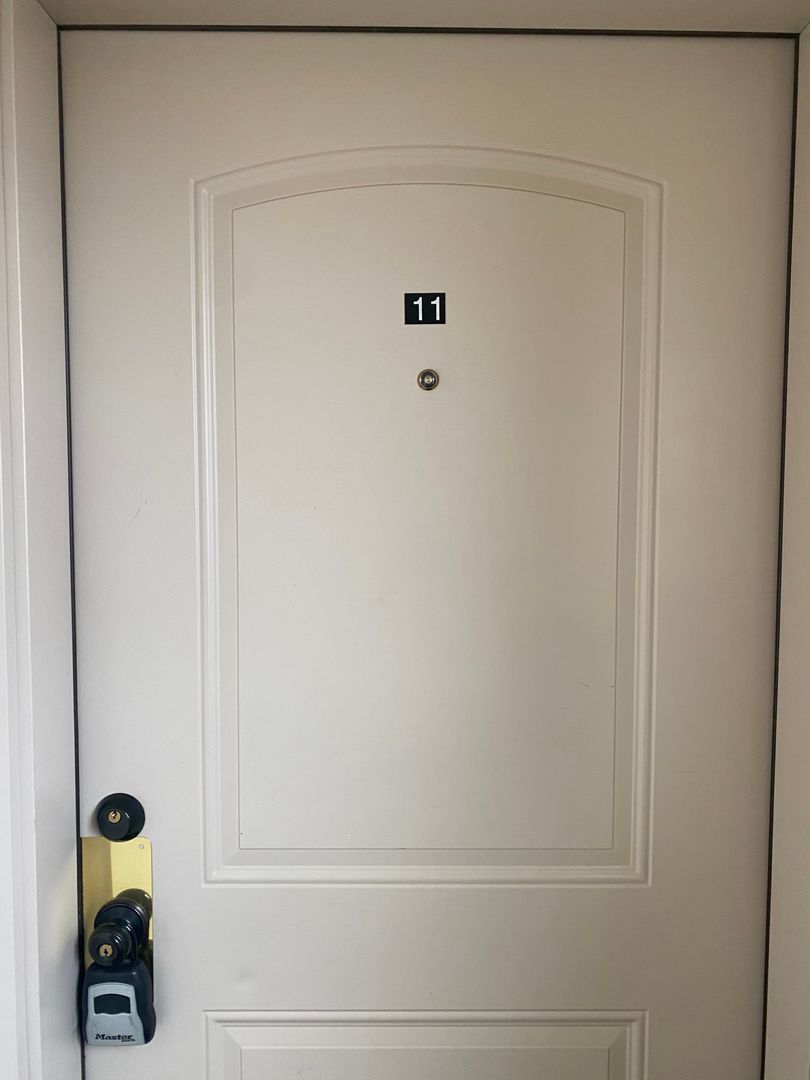 Belgrade Apartment: 602 Navada St.