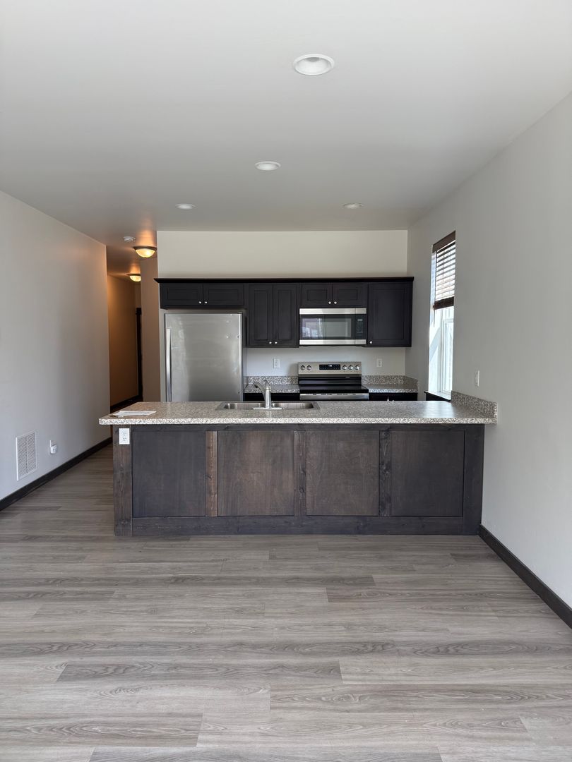 Belgrade Apartment: 1518 Butler Creek Ave A