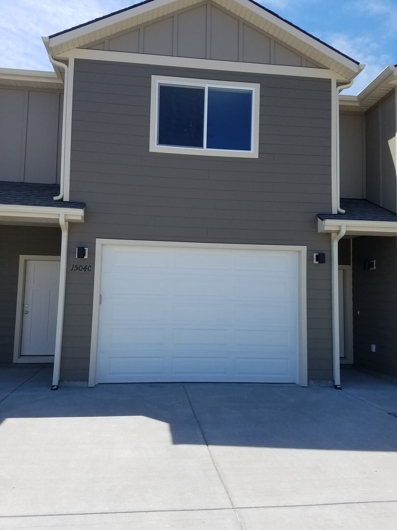 Belgrade Apartment: 1504 Butler Creek Rd B