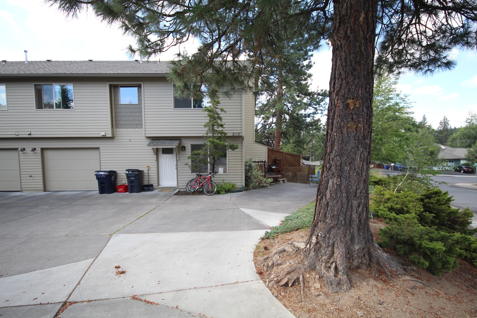Bend Apartment: 210 SW Westpine Place