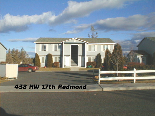 NW Redmond 2 Bedroom Apartment, Close to canyon, Air Conditioning, W/S/G Paid