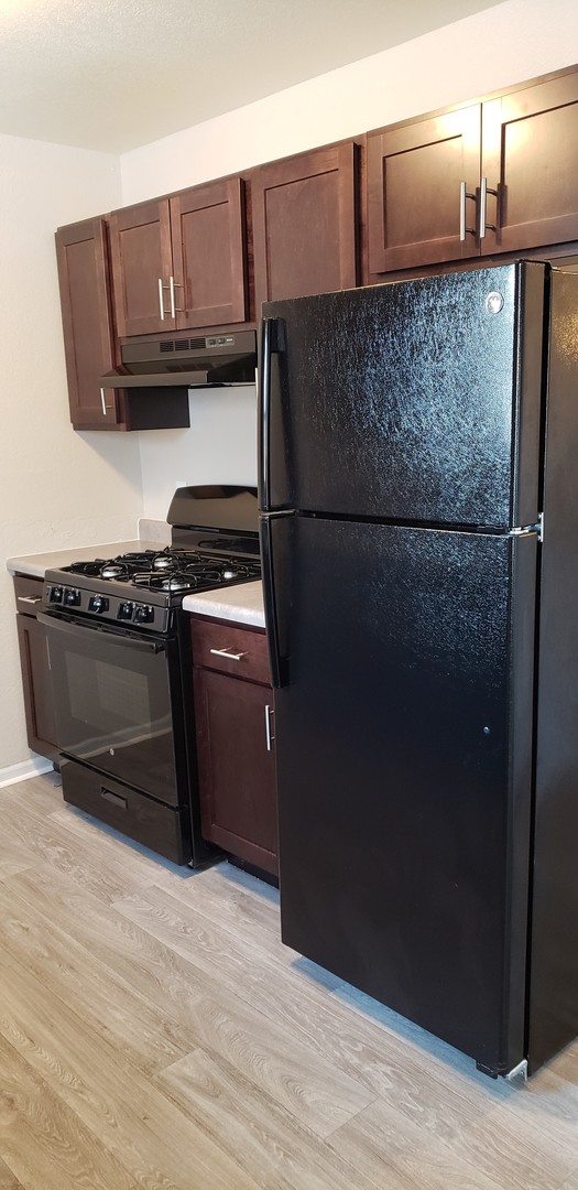 Battle Creek Apartment: 73 Willow Creek Dr