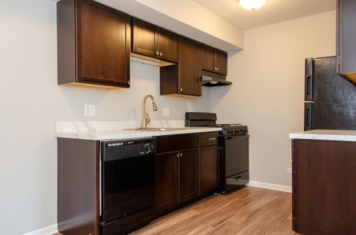2 Bed 1 Bath A - Renovated
