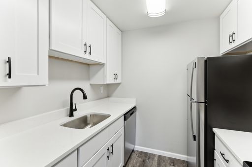 1 Bed 1 Bath A Renovated W/D Floor Plan – photo 1