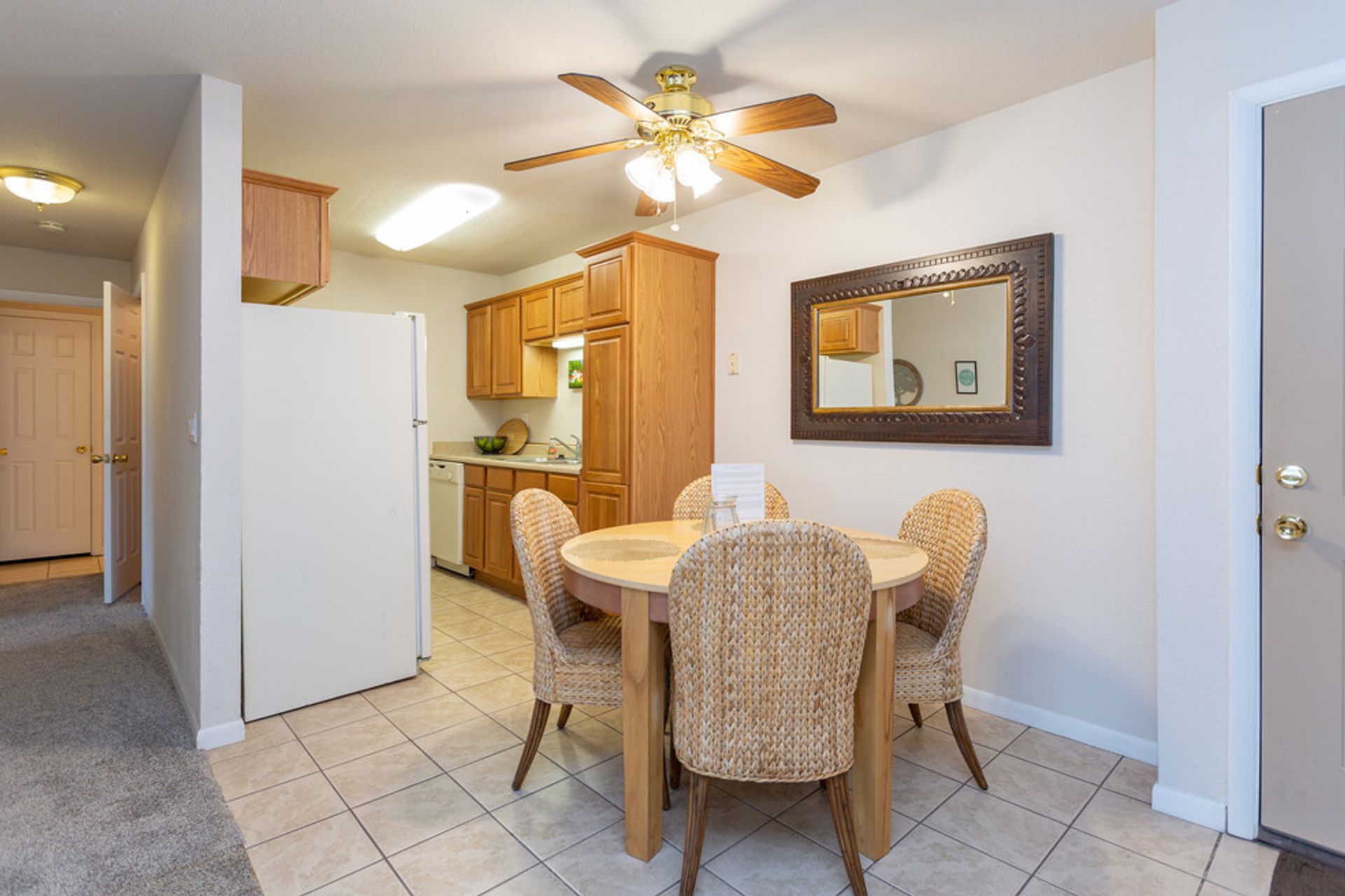 Kalamazoo Apartment: 1928 Colgrove Ave